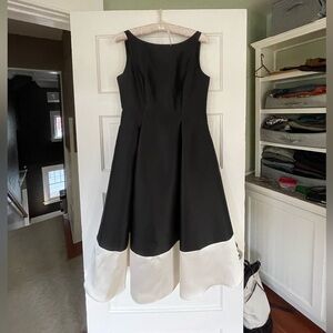 Adrianna Papell black/white formal dress 4p